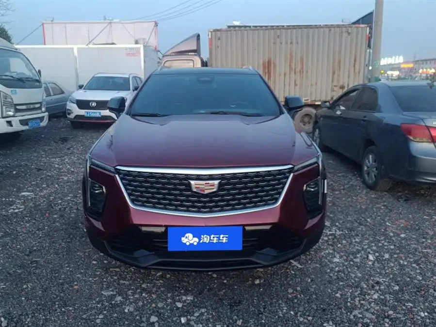 Cadillac XT4 2024 28T Luxury FWD