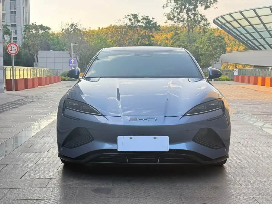 Seal 2023 Champion Version 700km Performance Edition