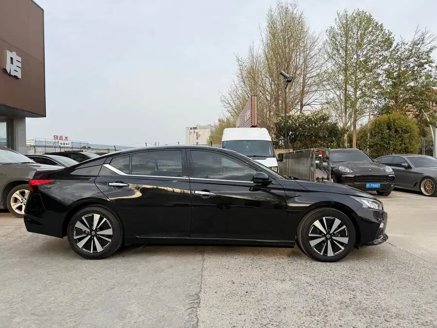 تينلاي 2021 2.0L XL نسخة الراحة