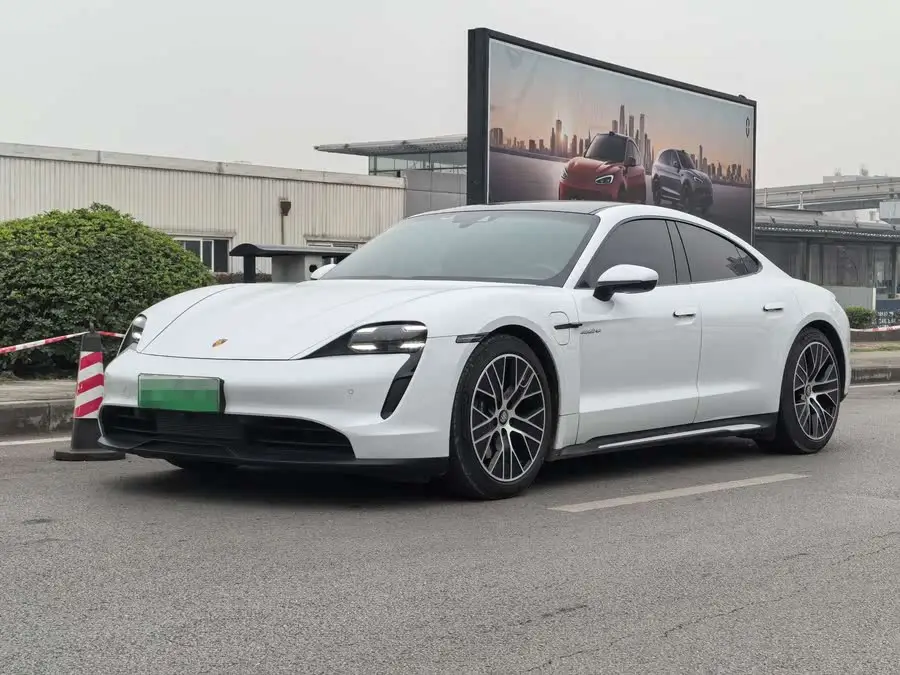 تايكان 2022 طراز تايكان