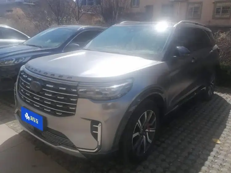 Explorer 2023 EcoBoost 285 4WD Titanium Edition 7-Seater