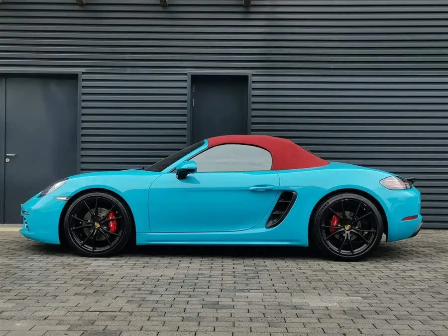 Porsche 718 2020 Model Boxster 2.0T
