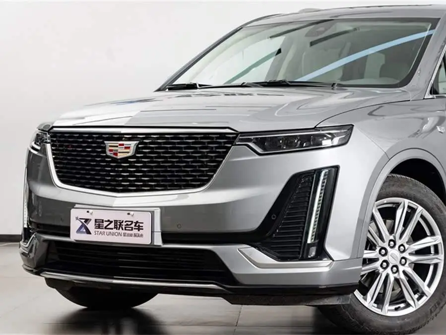 كاديلاك XT6 2022 2.0T ستة مقاعد دفع رباعي فاخر