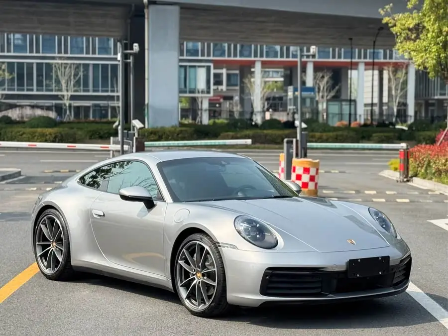 Porsche 911 2020 Carrera 3.0T