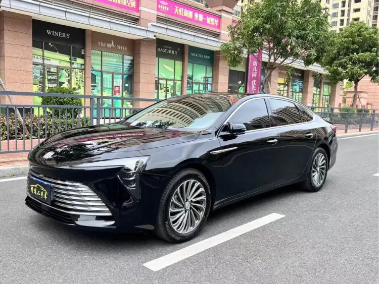 Buick LaCrosse 2024 28T Premium Edition