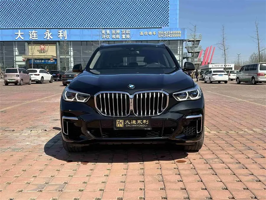 BMW X5 2022 xDrive 30Li Exclusive M Sport Package