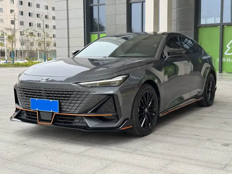 Changan UNI-V 2022 1.5T Sport Edition