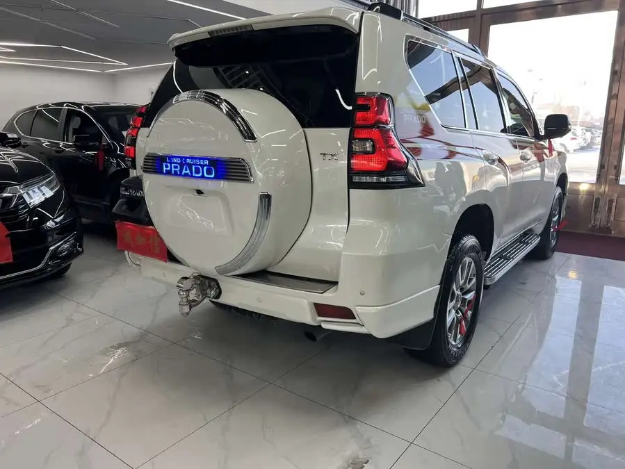 برادو 2019 3.5L أوتوماتيكي TX-L إصدار فاخر إطار احتياطي مثبت في الخلف