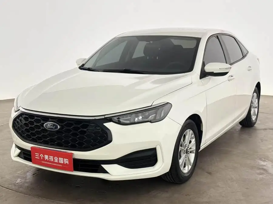 Ford Focus 2021 1.5L Automatic Golden Edition
