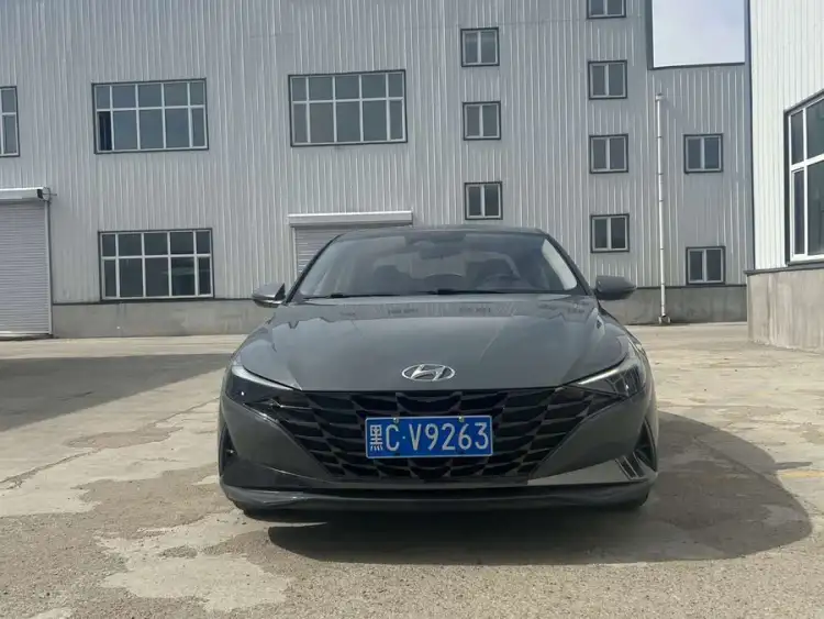 Elantra 2021 1.5L CVT LUX Premium