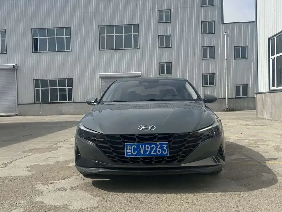 Elantra 2021 1.5L CVT LUX Premium