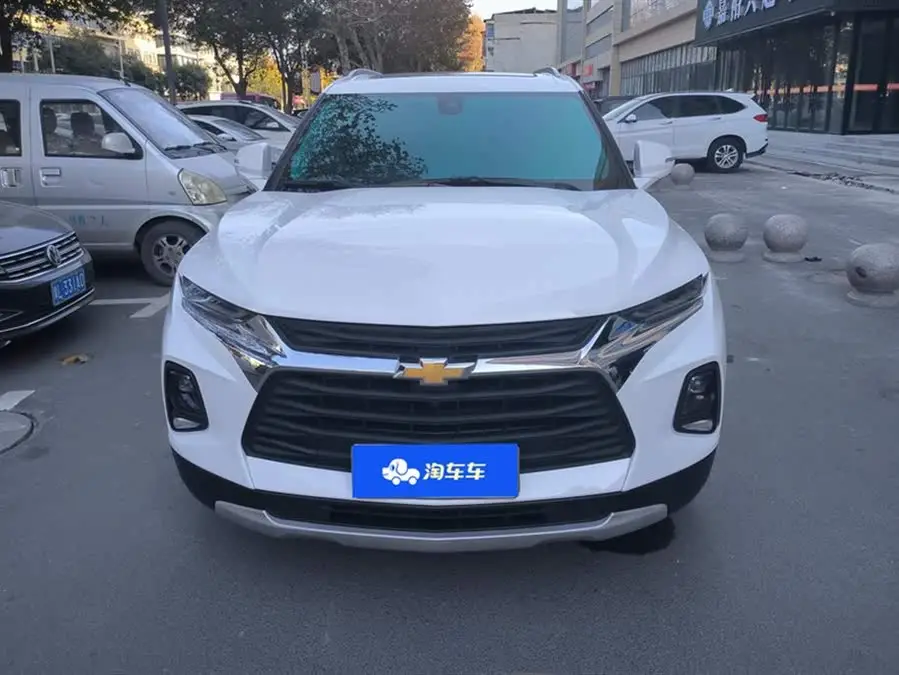 Pioneer 2022 Model Light Hybrid 650T 7-Seater Special Edition