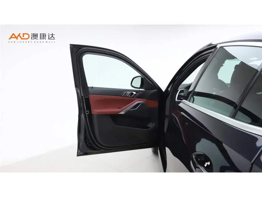 بي إم دبليو X6 2022 xDrive30i حزمة M الرياضية