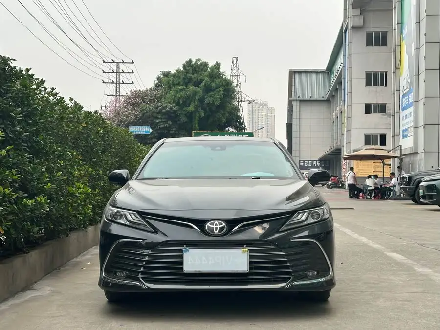 Camry 2021 2.0G Luxury Edition