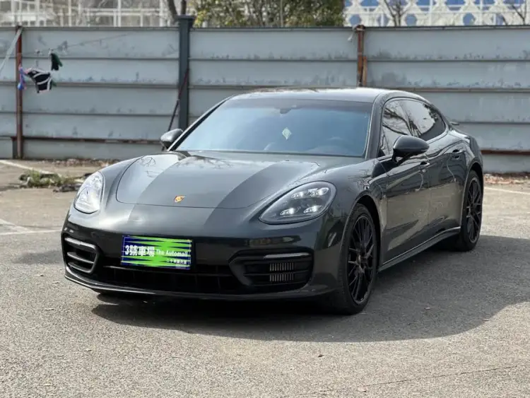 2023 Panamera Executive Platinum Edition 2.9T