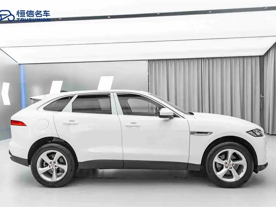 Jaguar F-PACE 2020 2.0T Urban Luxury Edition