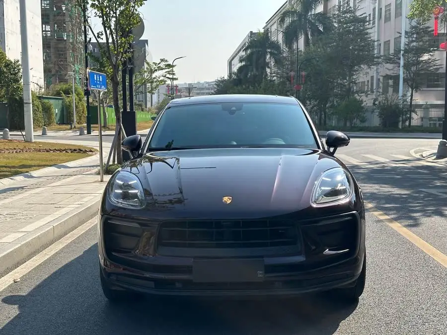2023 Macan 2.0T