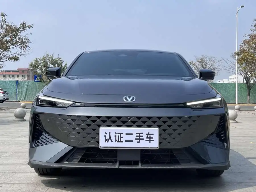 Changan UNI-V 2024 1.5T Premium