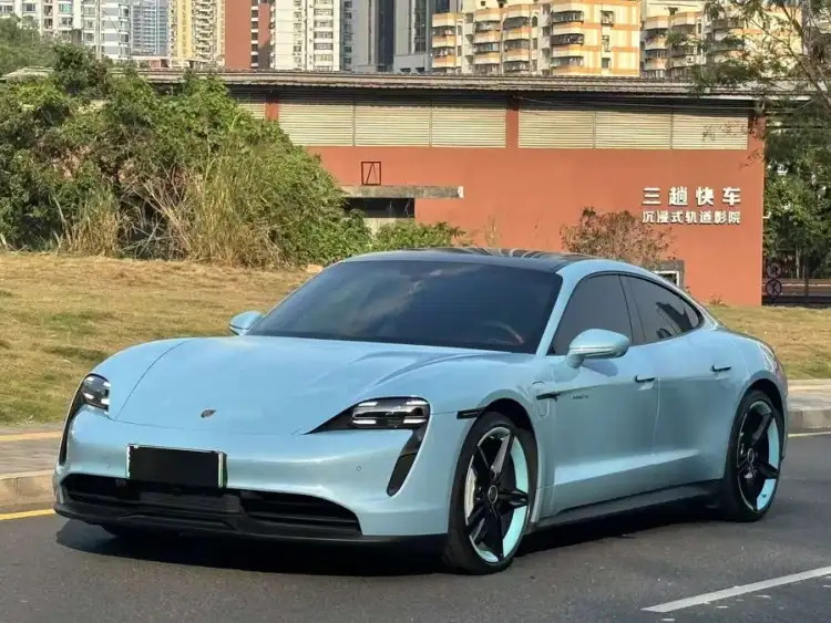 Taycan 2022 Model Facelift