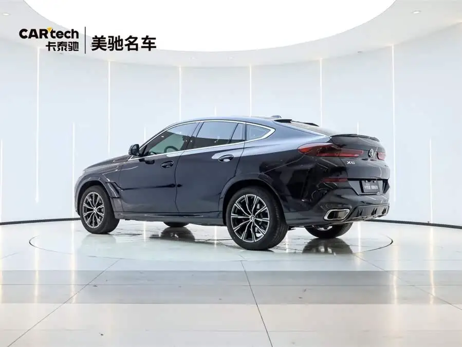 بي إم دبليو X6 2023 xDrive30i حزمة الرياضة M