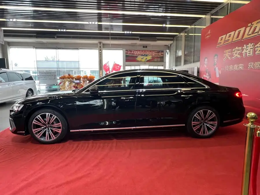 Audi A8 2023 A8L 50 TFSI quattro Ultimate