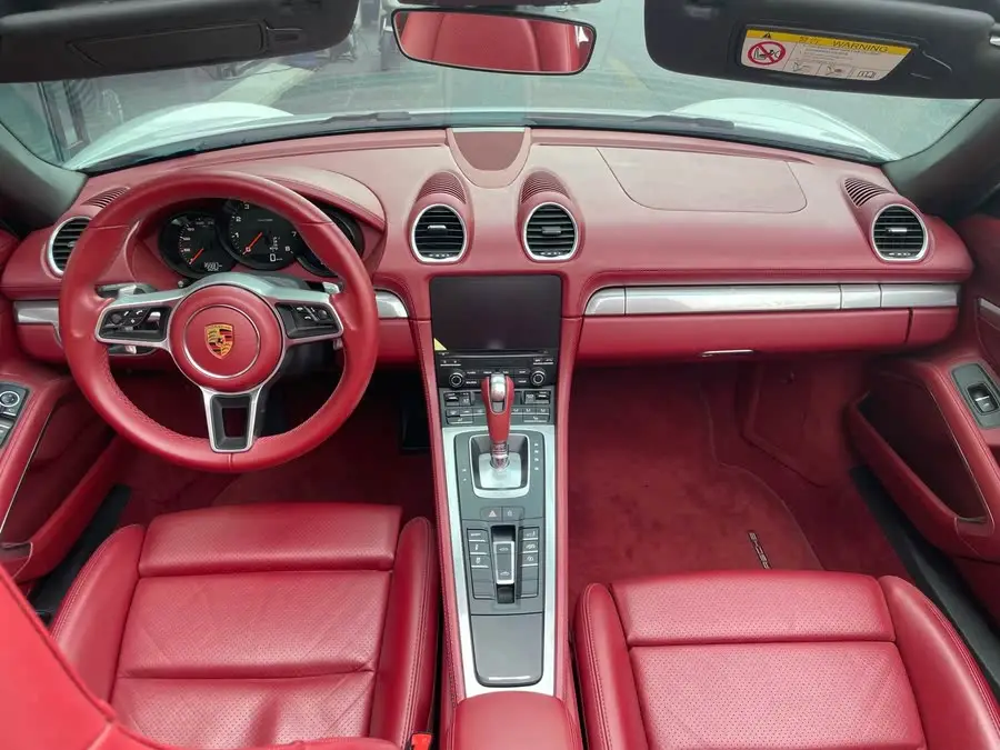 Porsche 718 2022 Model Boxster 2.0T