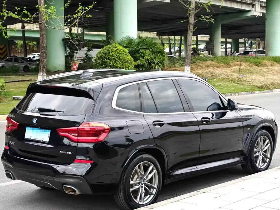 BMW X3 2021 xDrive28i Luxury Package