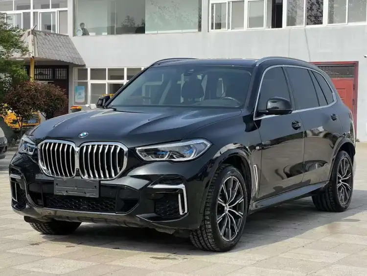 BMW X5 2022 xDrive 30Li Exclusive M Sport Package