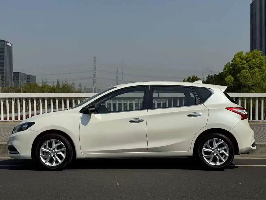 نيسان تييدا 2021 1.6 لتر CVT النسخة الذكية