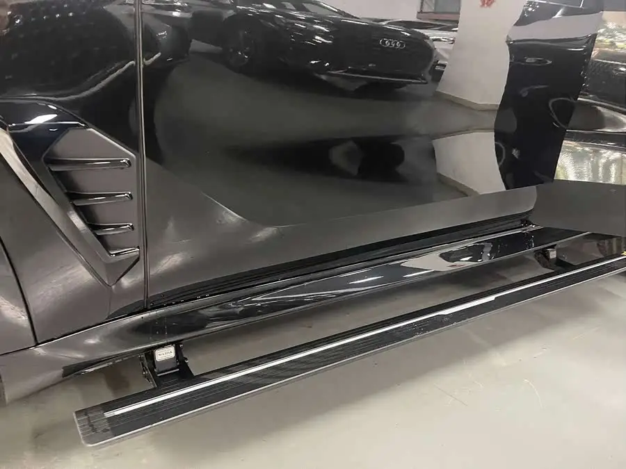 BMW X5 2023 xDrive 40Li M Sport Night Package