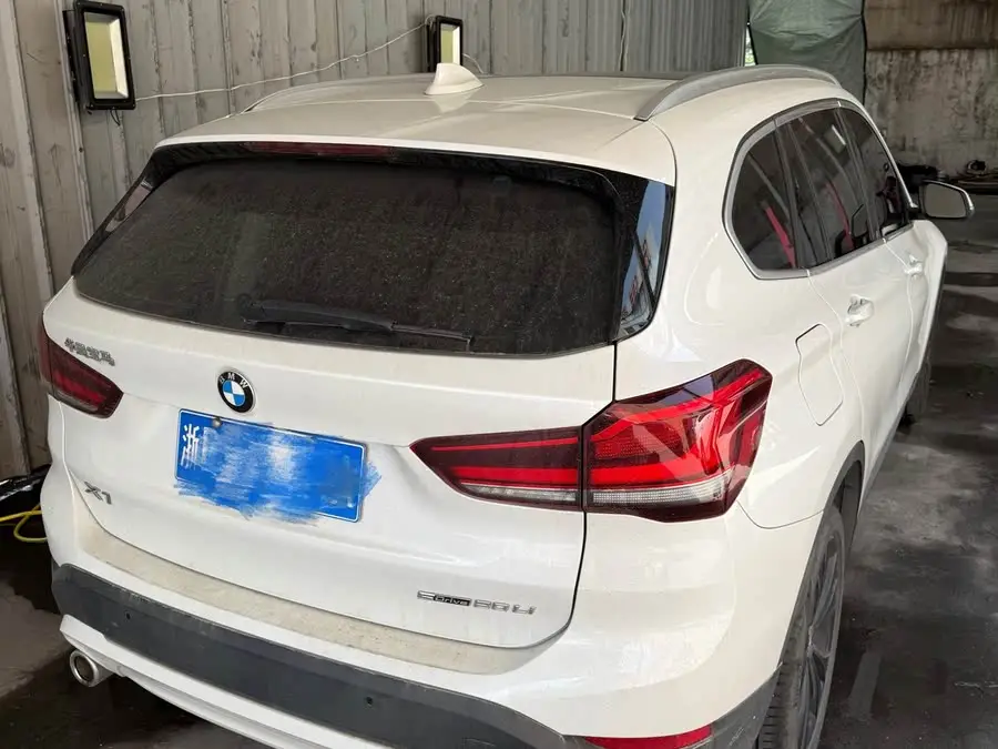 BMW X1 2022 sDrive20Li Fashion Edition