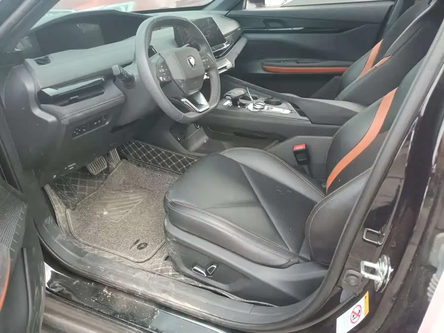 Changan UNI-V 2022 1.5T Sport Edition