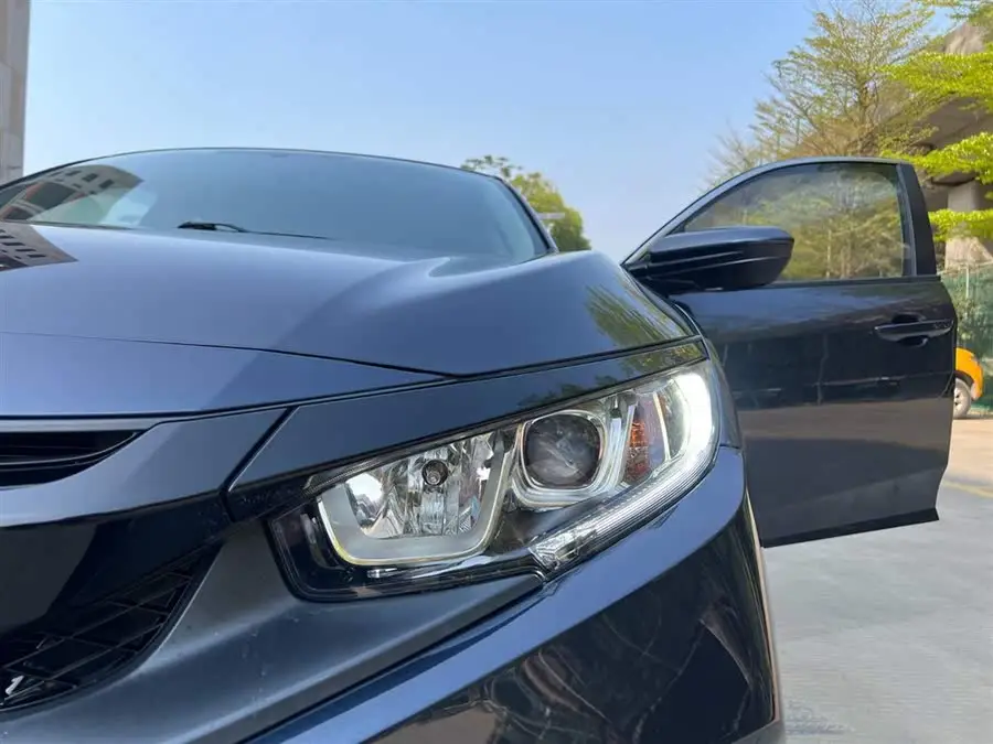 Civic 2019 220TURBO CVT Sport Version National V