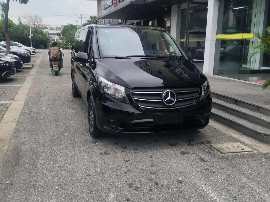 Vito 2023 2.0T Business Edition 7-seater