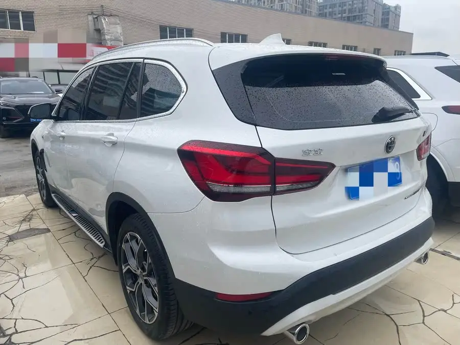 BMW X1 2022 sDrive25Li Leading Model