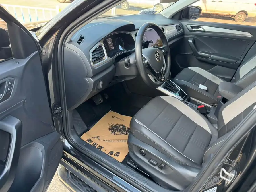 T-ROC 2021 Model 280 TSI DSG Two-Wheel Drive Elite Intelligent Connectivity Version