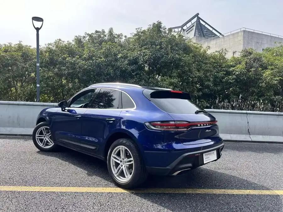 2023 Macan 2.0T