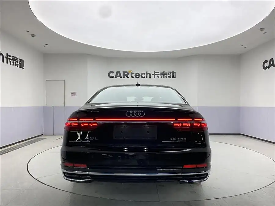 أودي A8 طراز 2025 A8L 45 TFSI كواترو الفاخرة