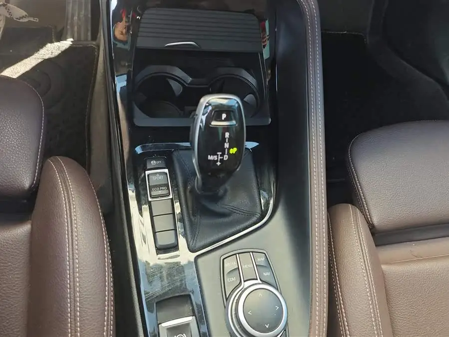 BMW X1 2020 sDrive20Li Luxury