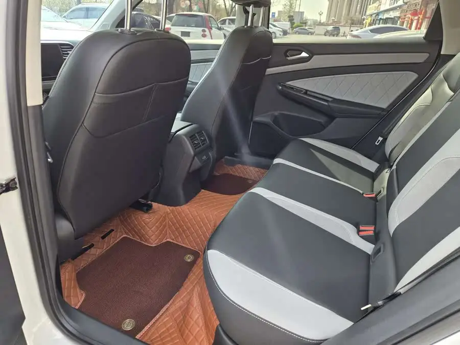 Jetta VS7 2023 280 TSI Automatic High Gloss Enjoyment Edition