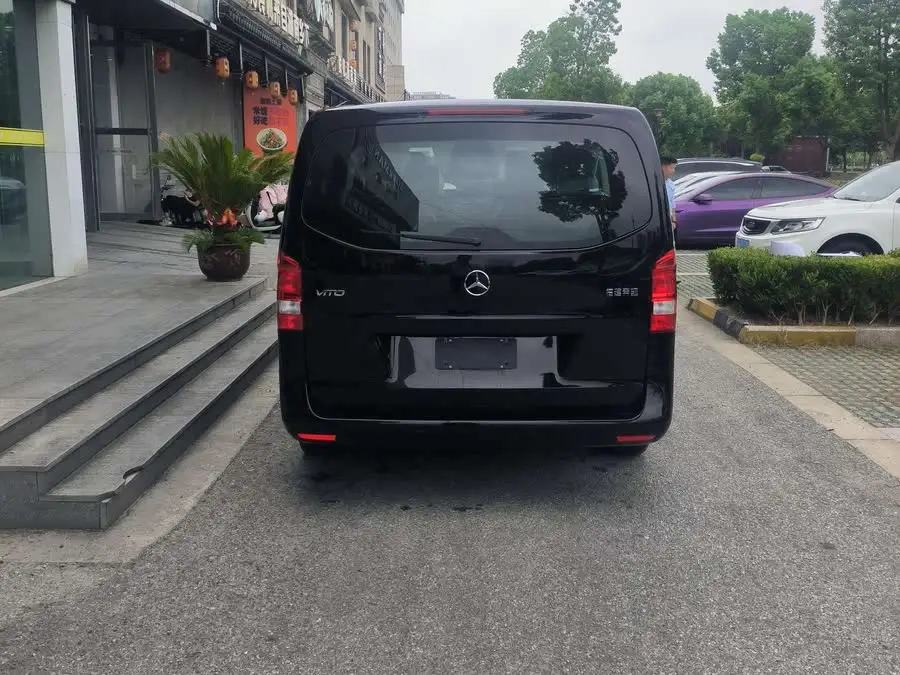 Vito 2023 2.0T Business Edition 7-seater