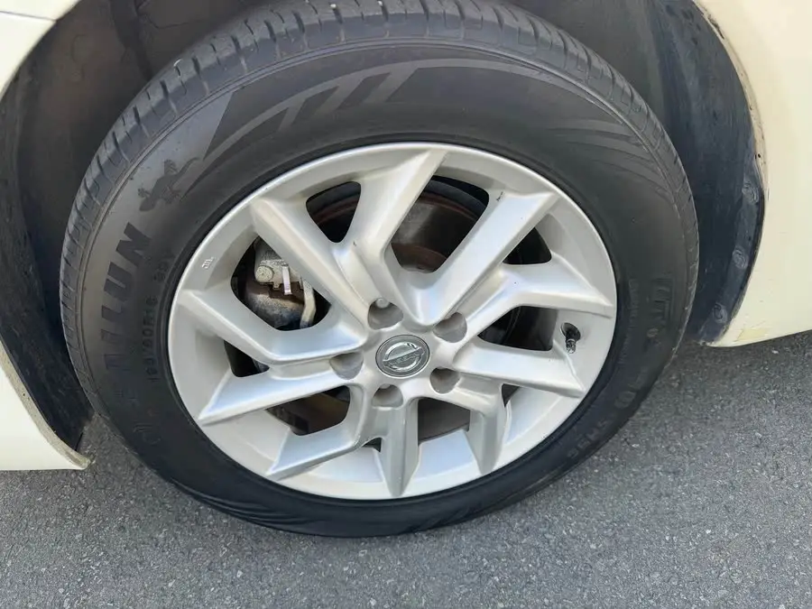 نيسان تييدا 2021 1.6 لتر CVT الإصدار الرياضي