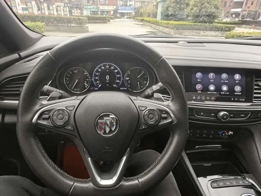 ريجال 2021 جي إس 28 تي بريميوم