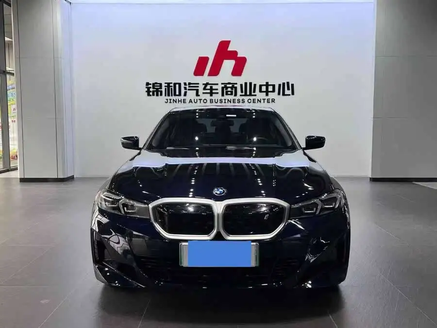 بي إم دبليو i3 2022 eDrive 35 L