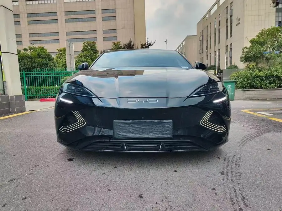 فريق البحر 2023 الإصدار Champion 550 كم الفاخر