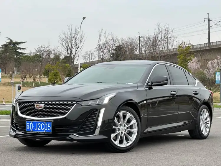 Cadillac CT5 2023 28T Luxury (Standard Version)