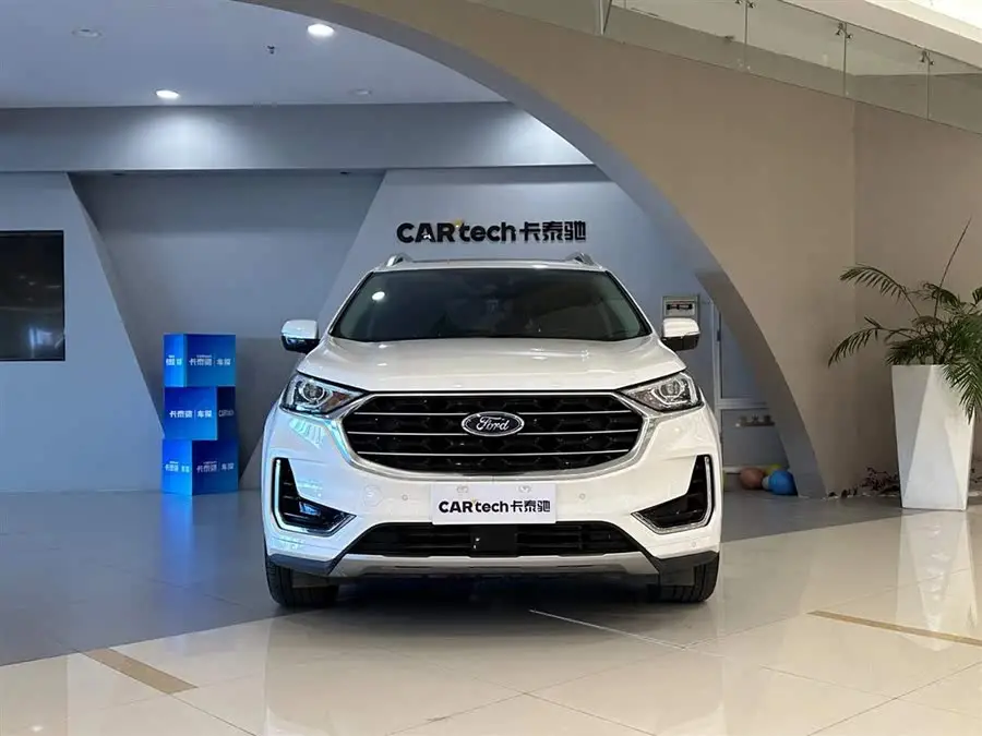 2021 Ford Edge PLUS EcoBoost 245 FWD Luxury 7-seater