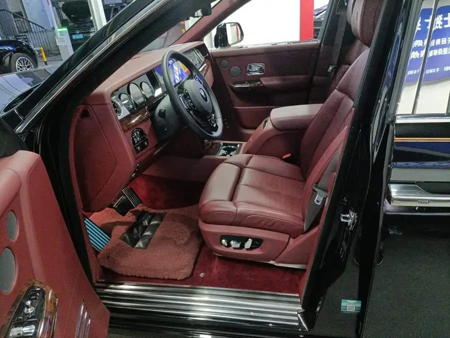 Phantom 2018 6.7T Standard Wheelbase Version