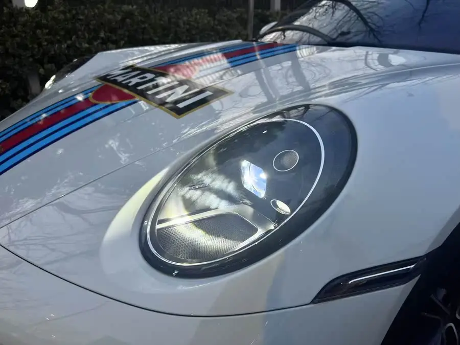 Porsche 911 2023 Carrera 3.0T