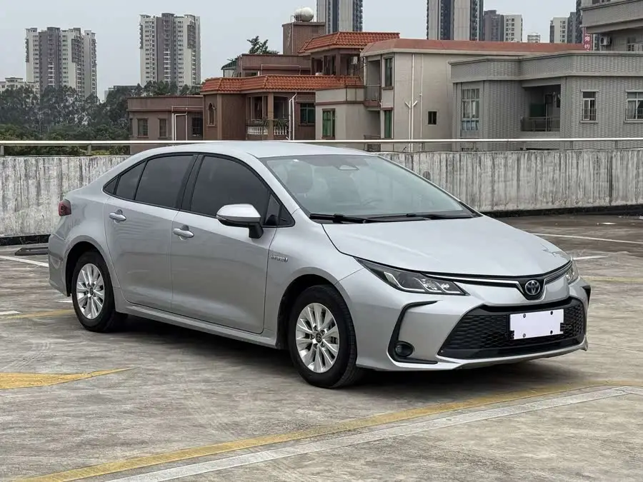 كورولا 2023 1.8 لتر هجين كهربائي ذكي إصدار رائد